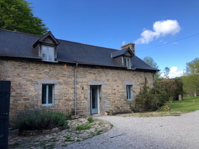 Merveilleux Cottage Dans Parc De 7,5 Hectares Saint-Nicolas-du-Pélem المظهر الخارجي الصورة